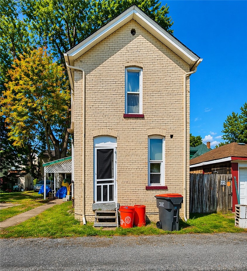 1808 3rd Ave