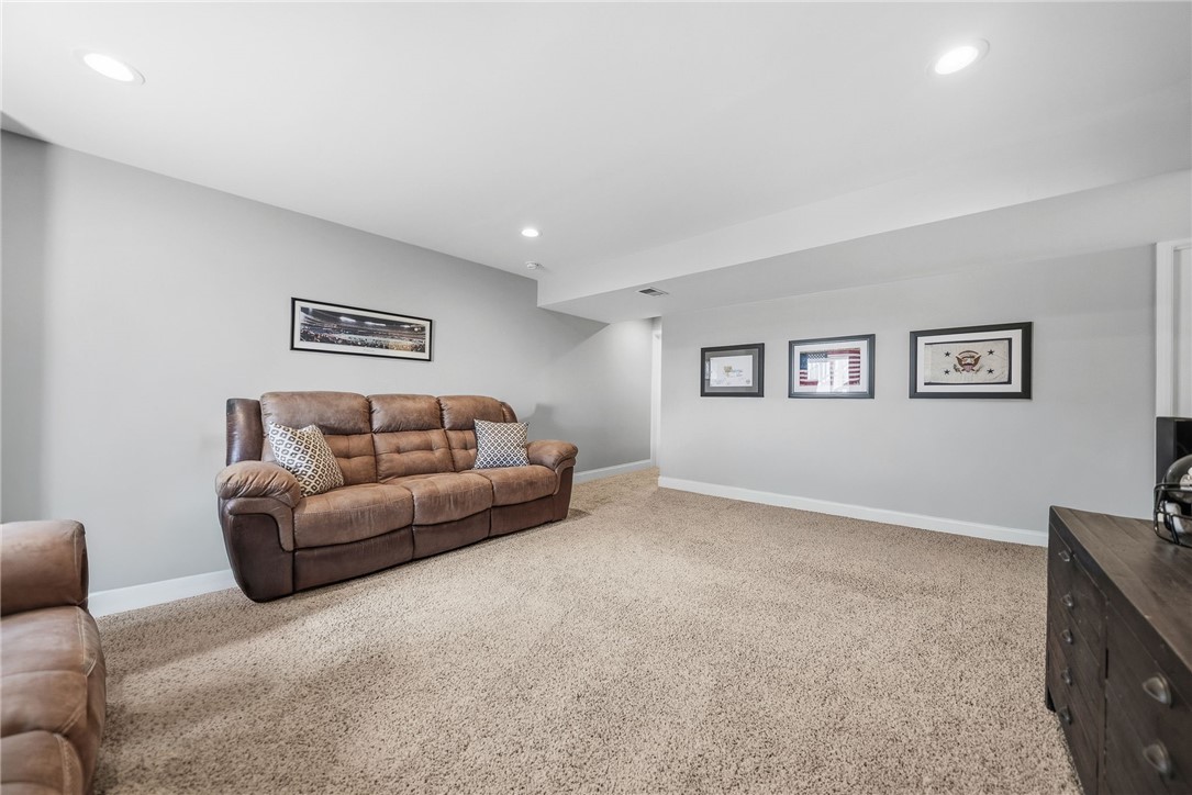 304 Sunrise Dr