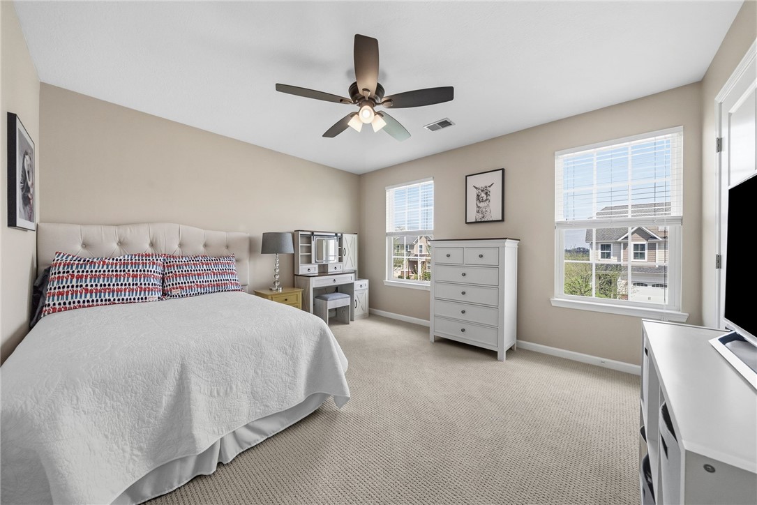 304 Sunrise Dr