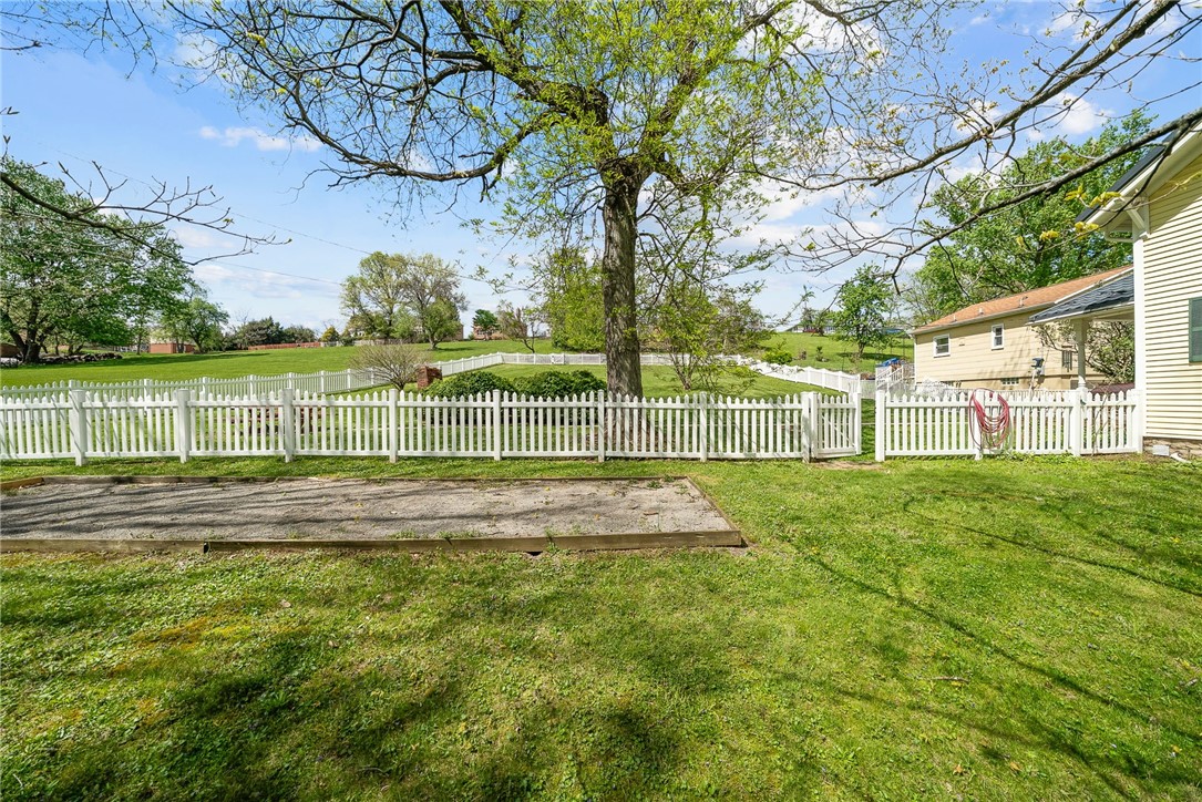5564 Kings School Rd