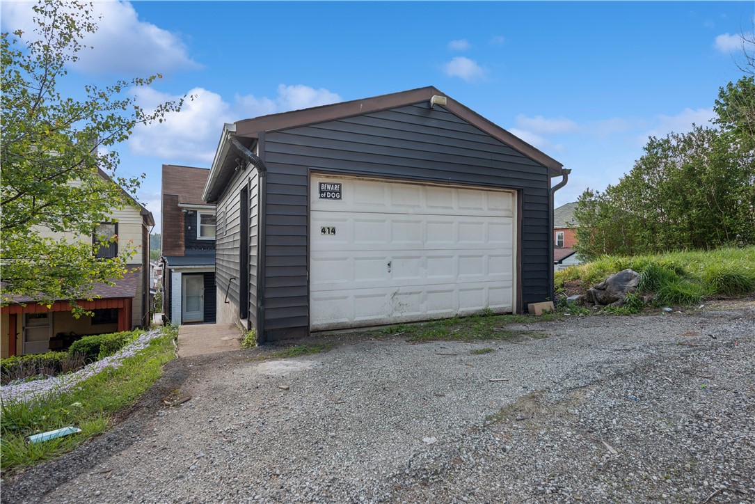 414 George St