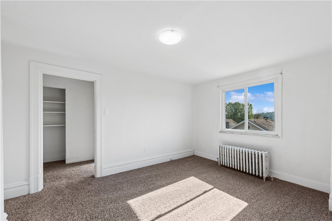 414 George St