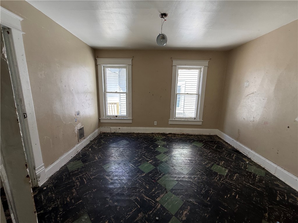 419 Bartram Ave