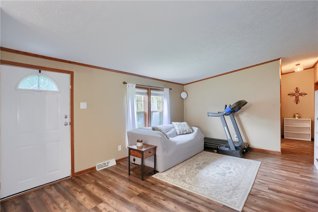 123 Merle Ln