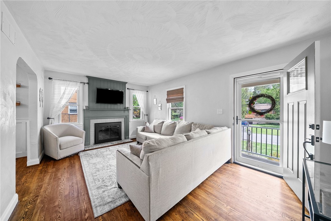 528 Glenrock Dr