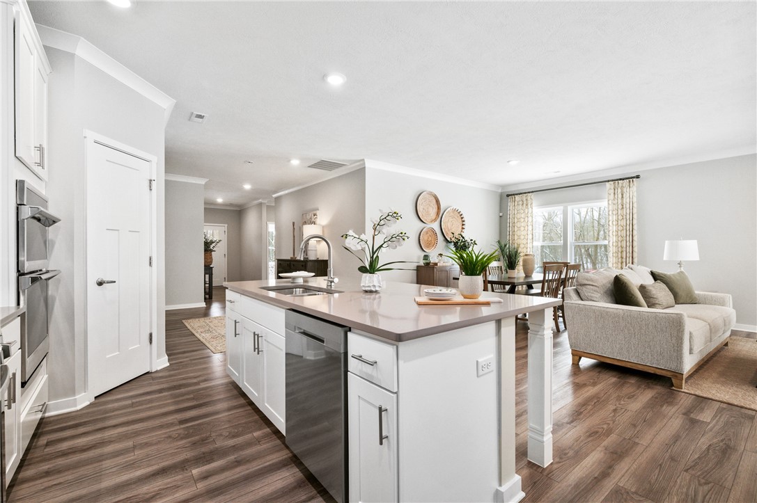 105 Deana Dr