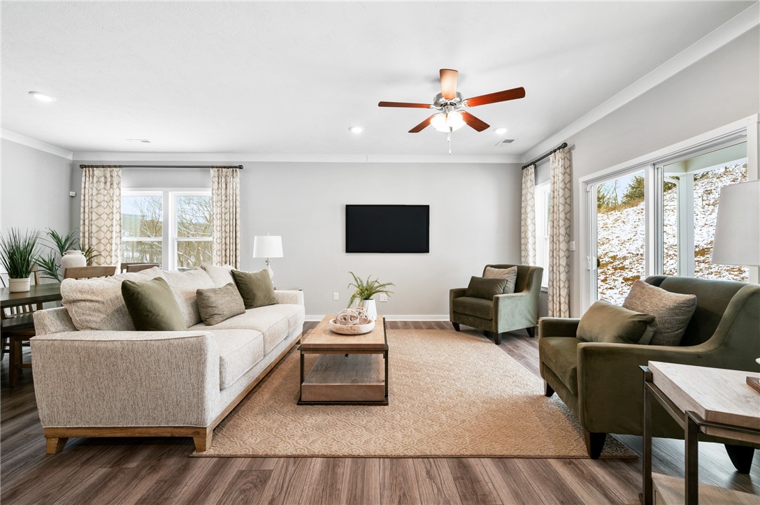 105 Deana Dr