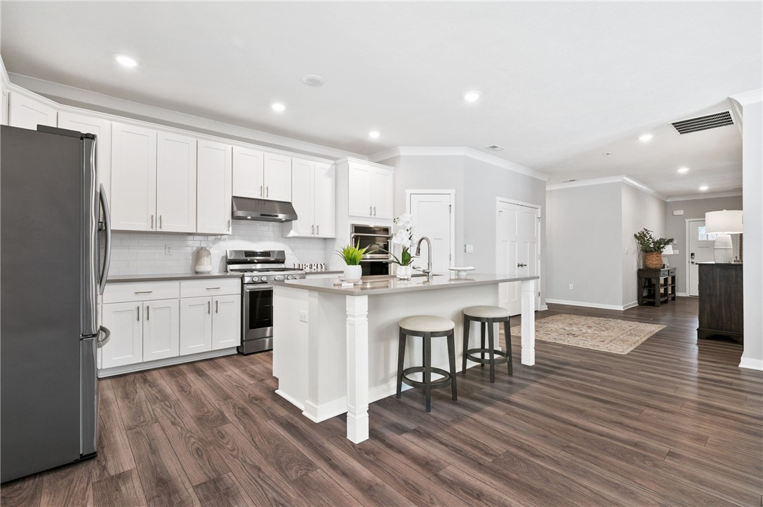 105 Deana Dr