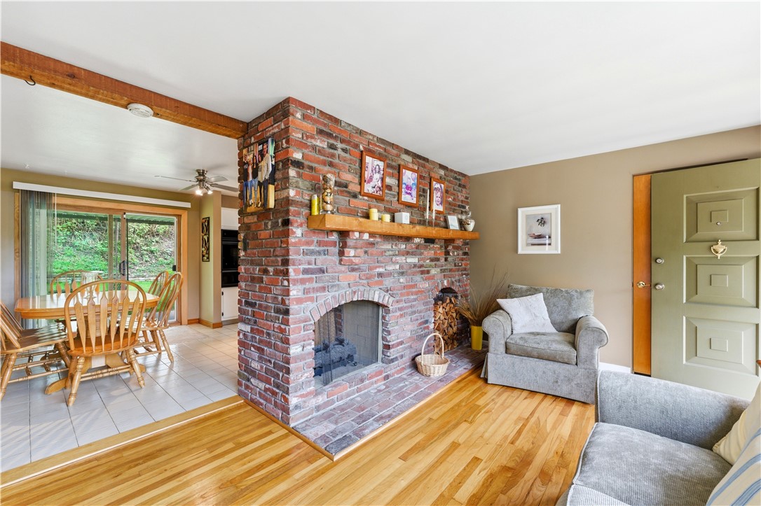 227 Minooka St