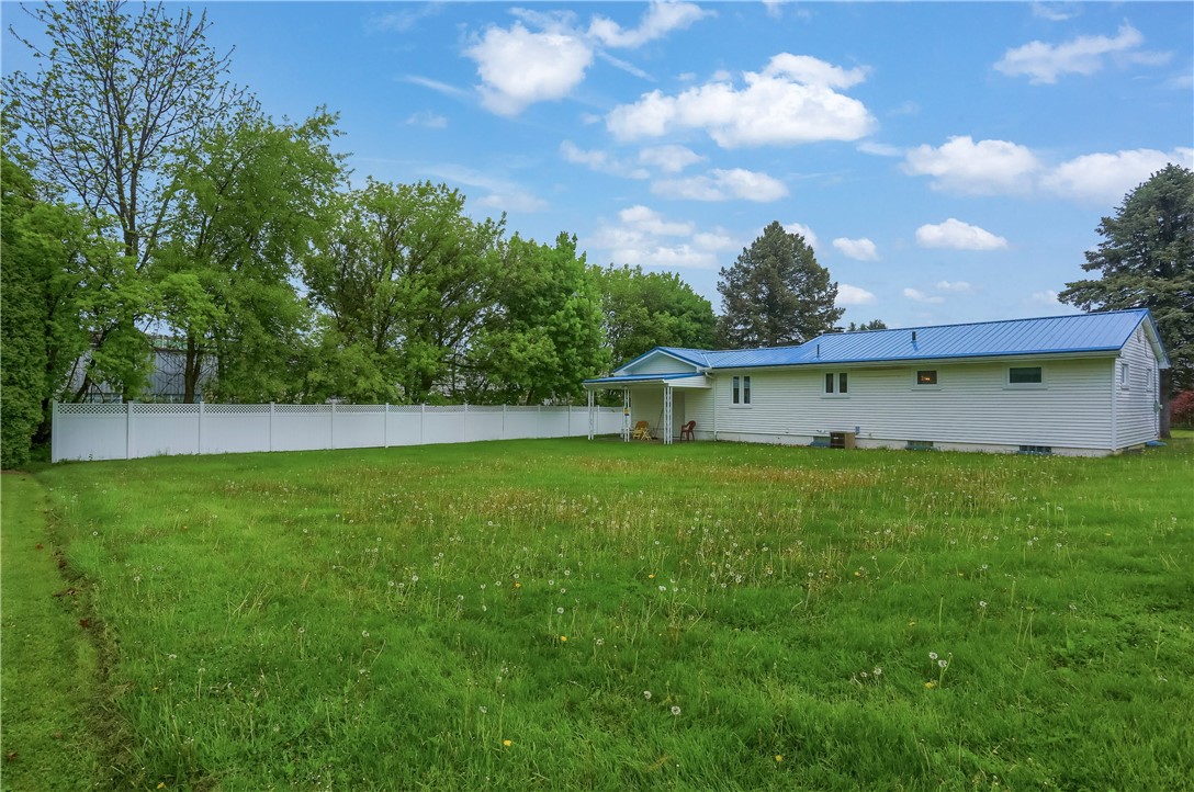 1211 Gale St