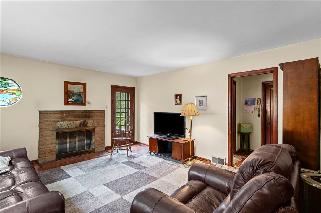 1445 Dutch Ridge Rd