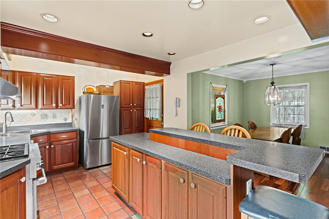 1445 Dutch Ridge Rd