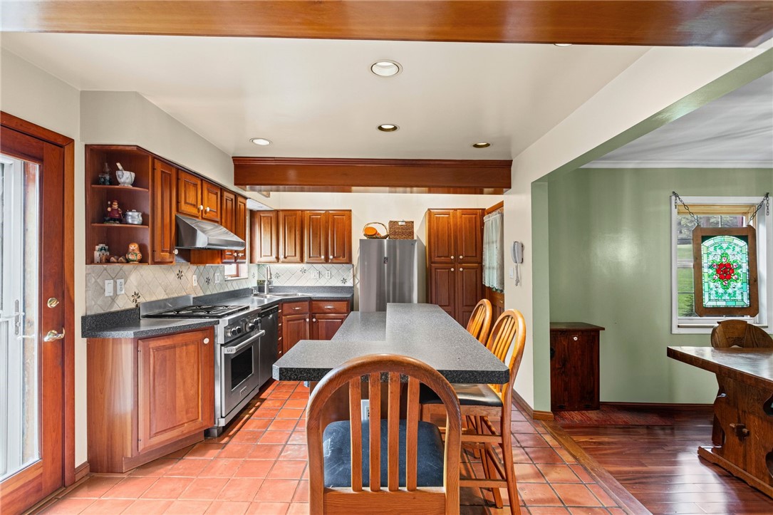 1445 Dutch Ridge Rd