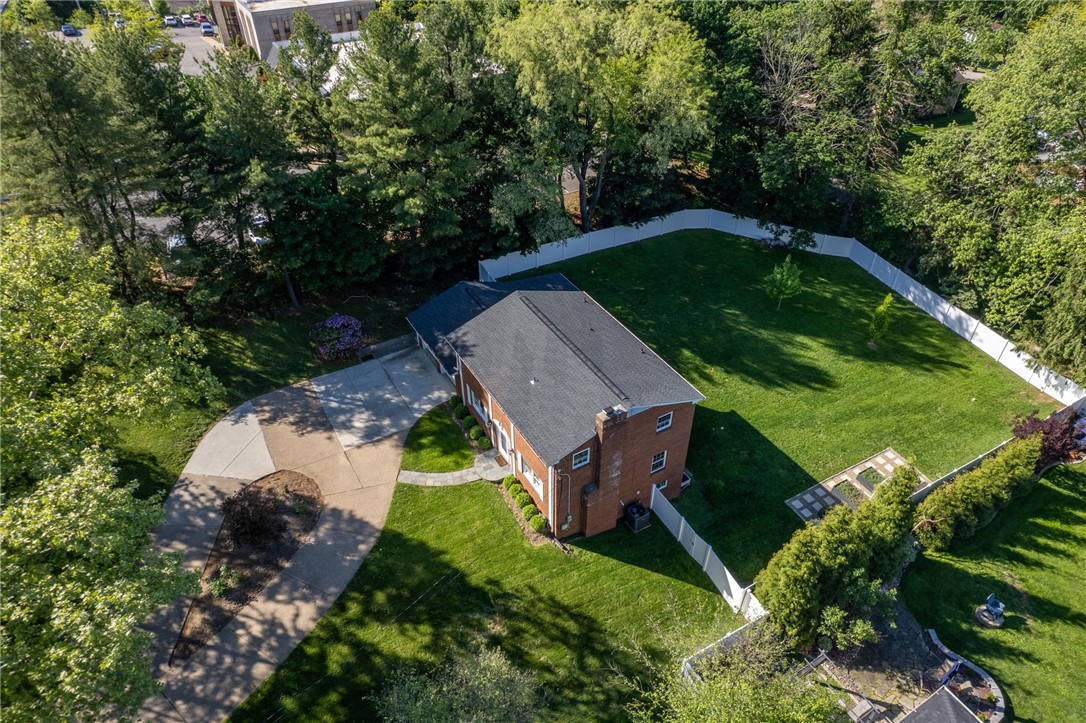 970 Beaver Grade Rd