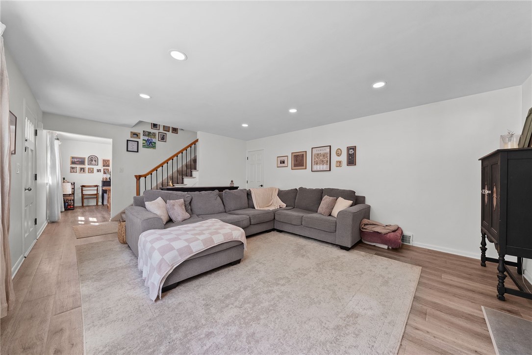970 Beaver Grade Rd