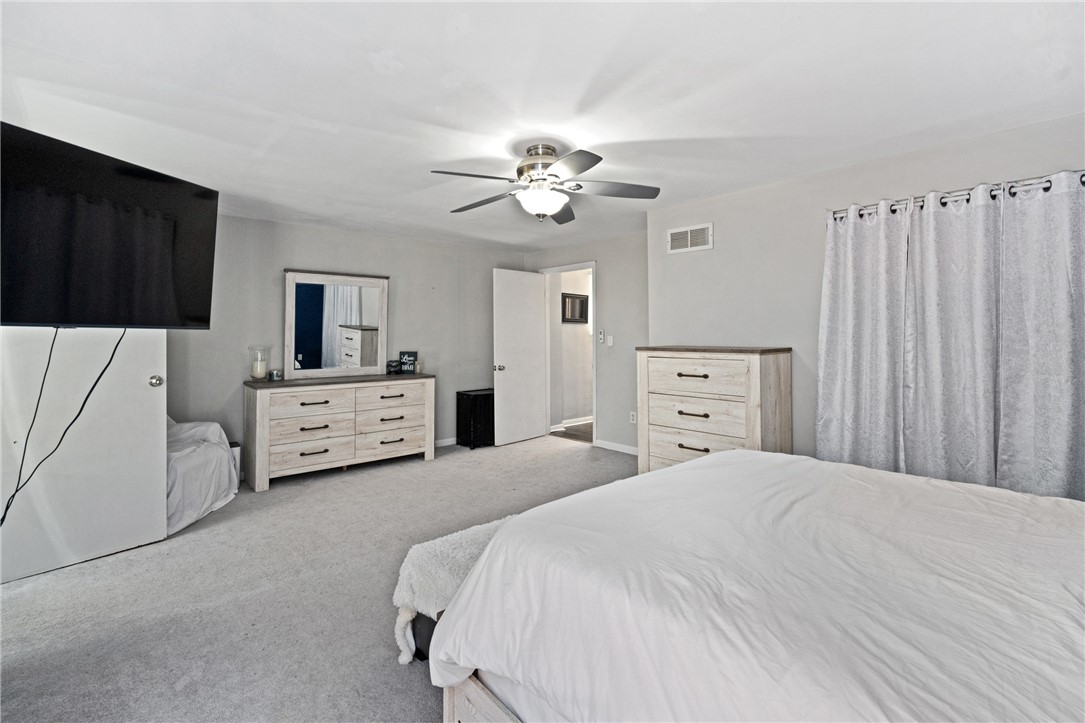 330 Duss Ave