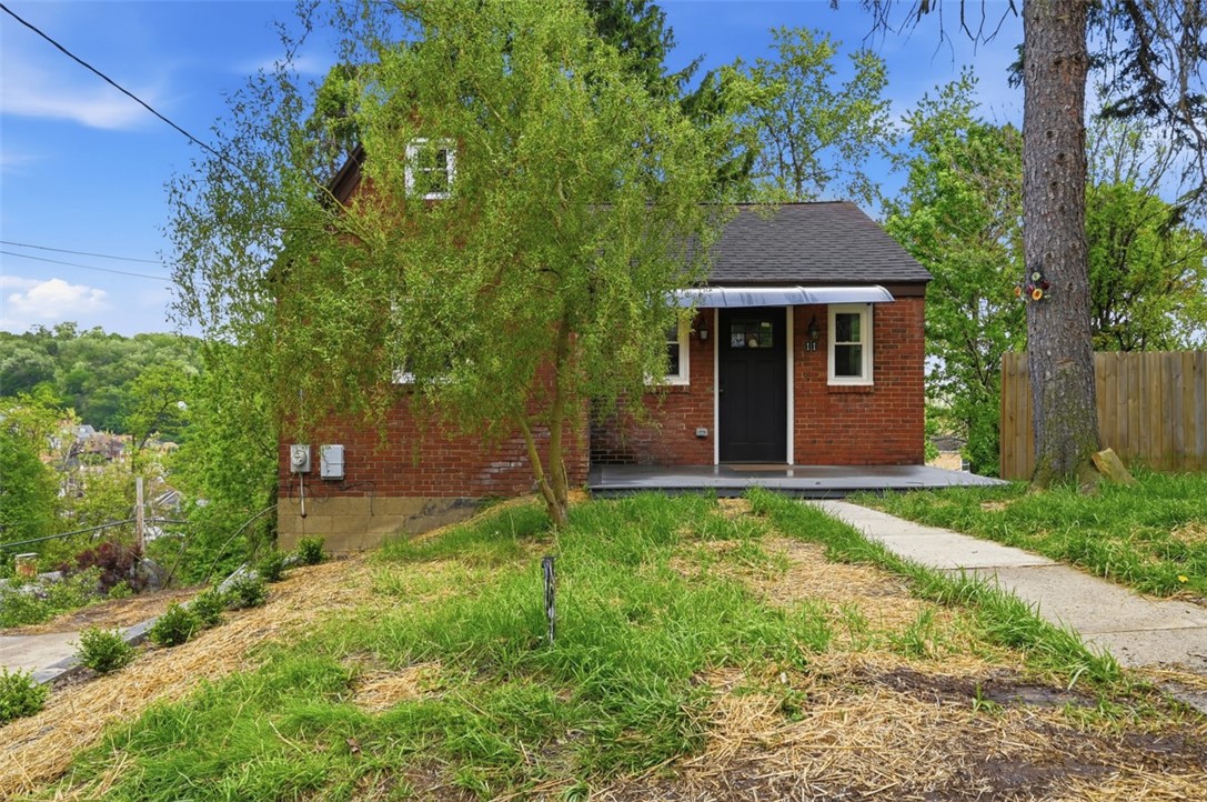11 Lee Ave
