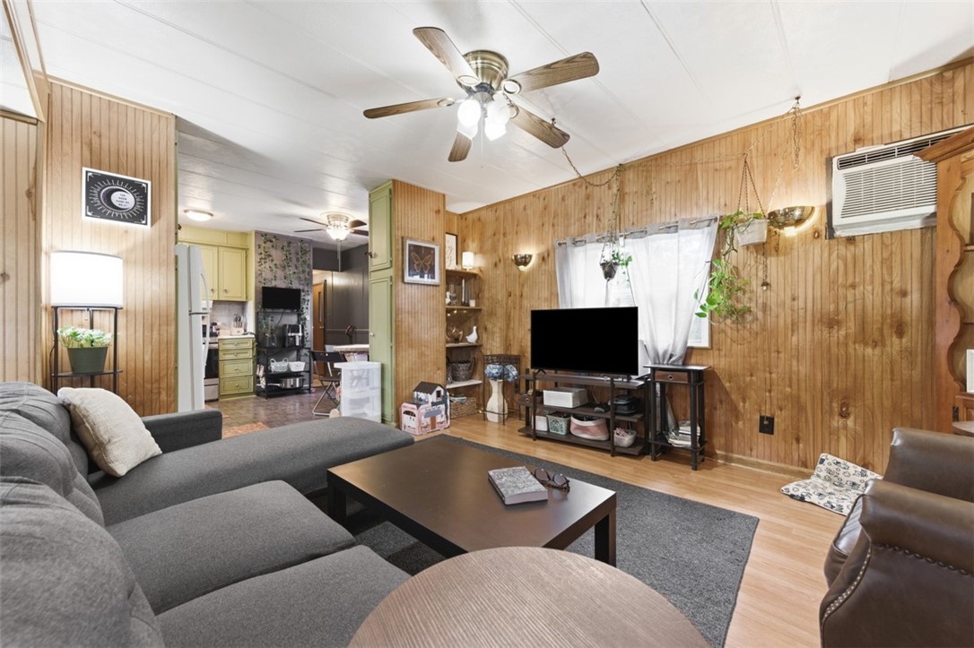 213 North Ct