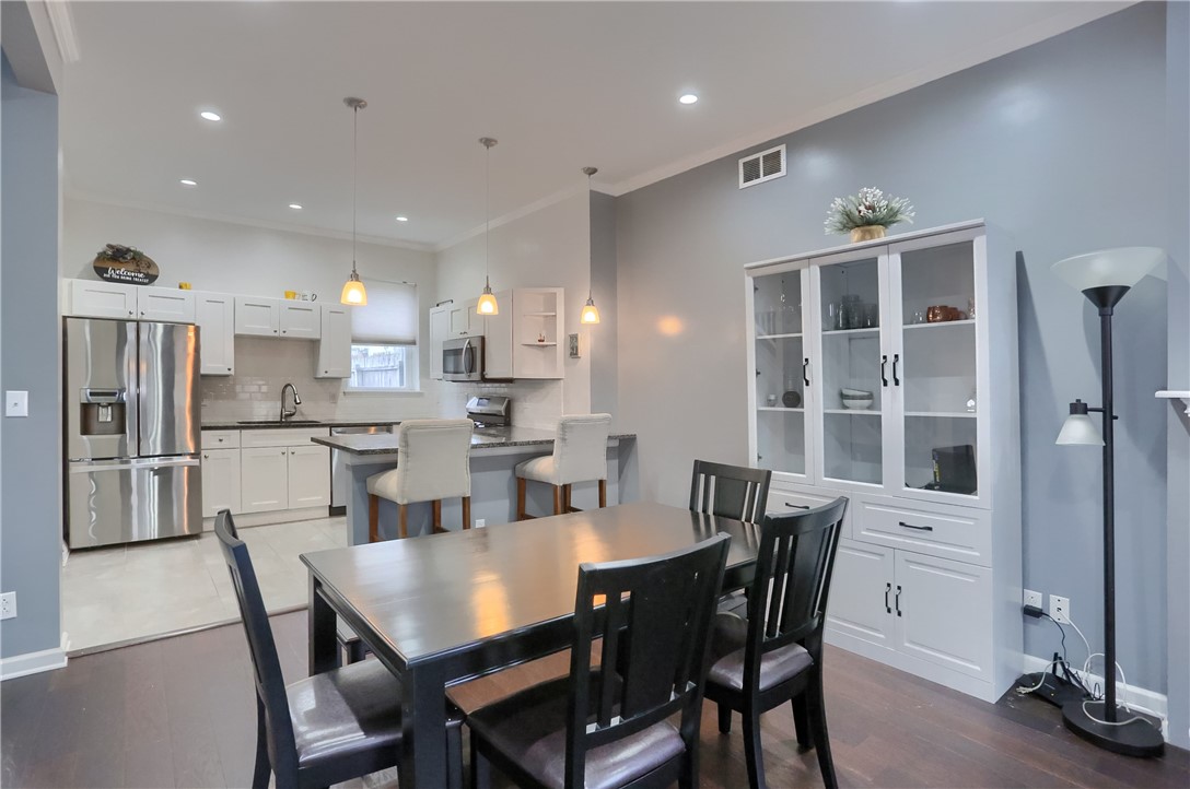 520 Alpine Ave