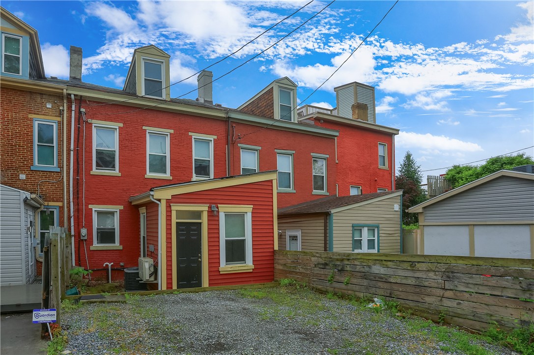 520 Alpine Ave