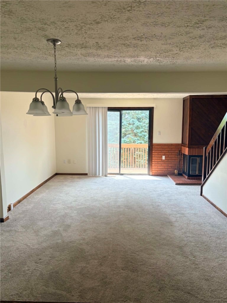 647 Sunset Circle