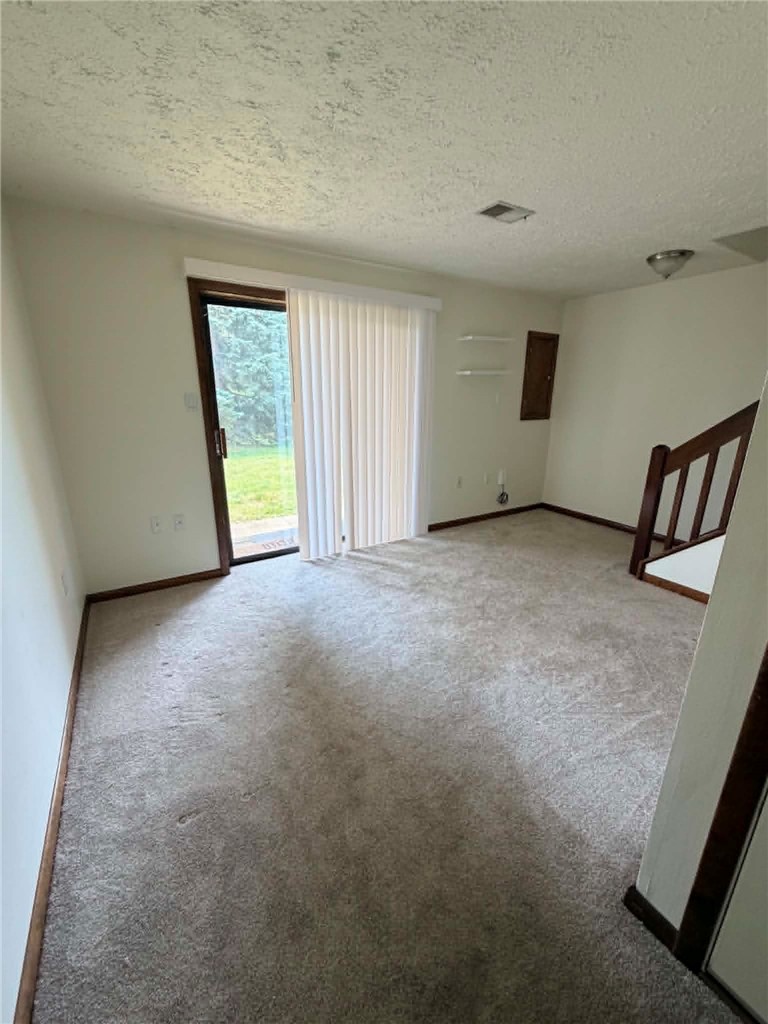 647 Sunset Circle