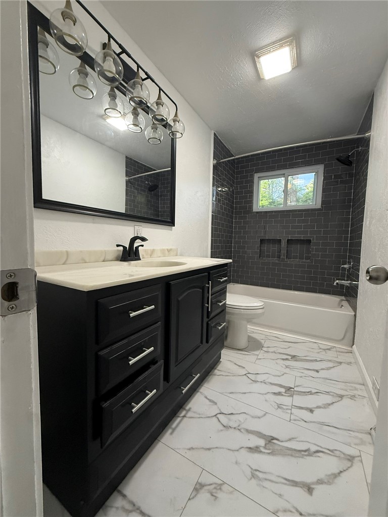 308 Cortez Dr