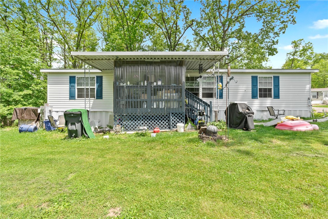 15 Pine Ct