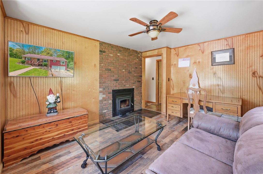 471 Sharon Bedford Rd