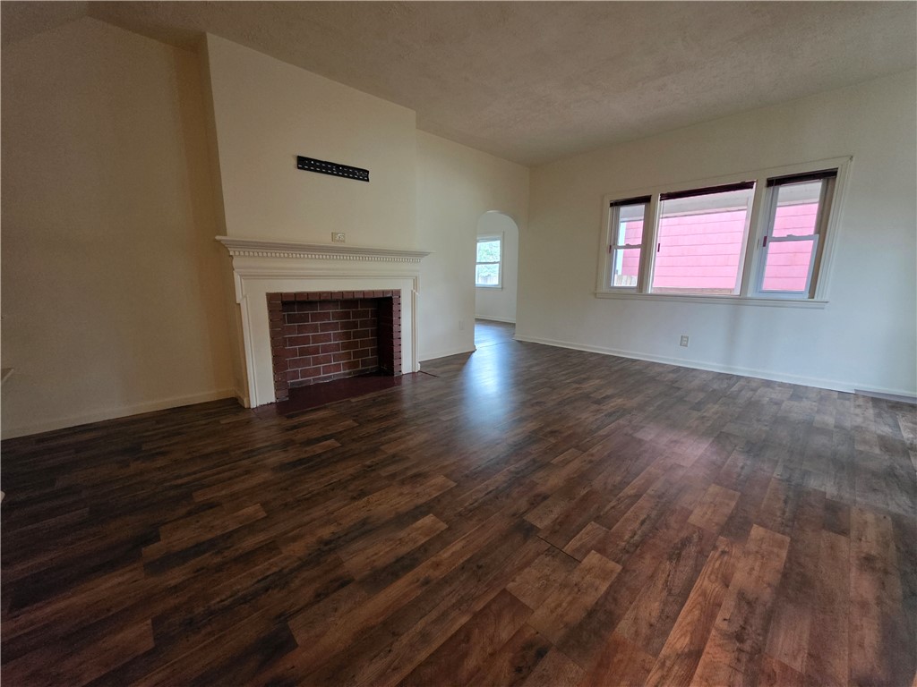 1610 6th Ave