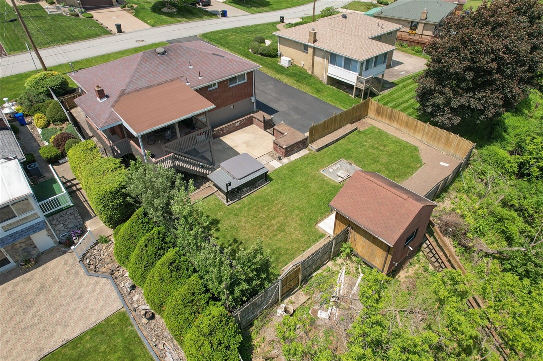1361 Marcia Dr