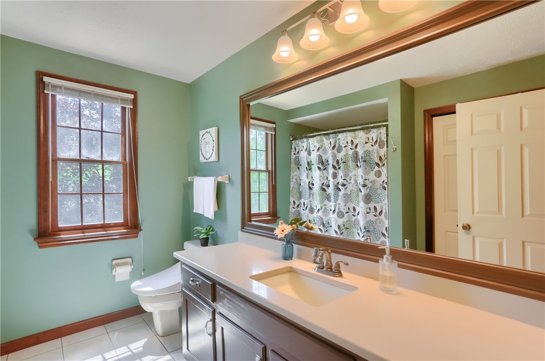 5124 Bronwyn Ct
