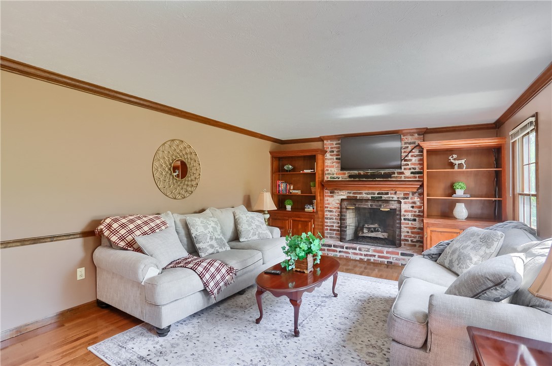 5124 Bronwyn Ct