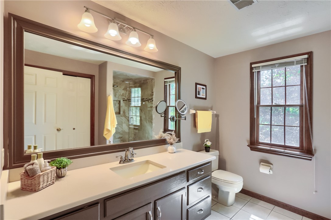 5124 Bronwyn Ct
