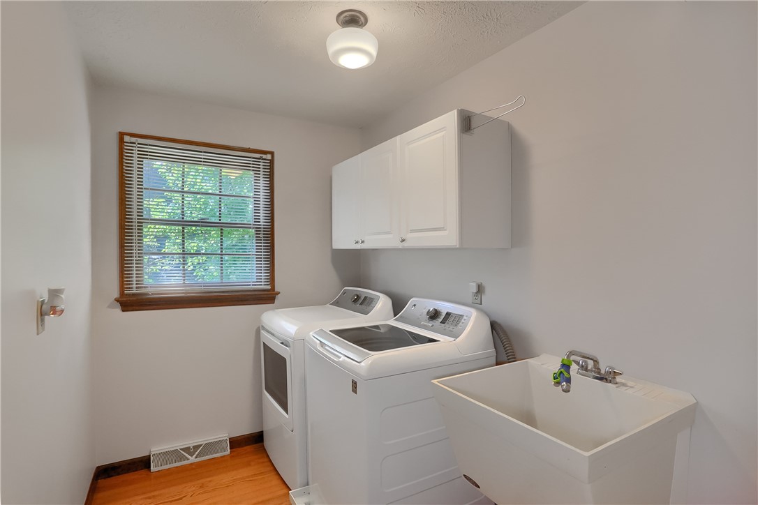 5124 Bronwyn Ct