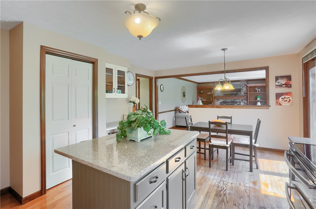 5124 Bronwyn Ct