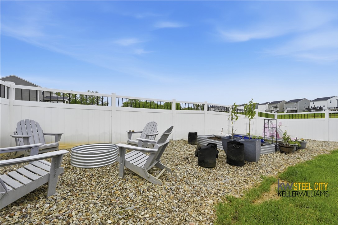 345 Arden Dr