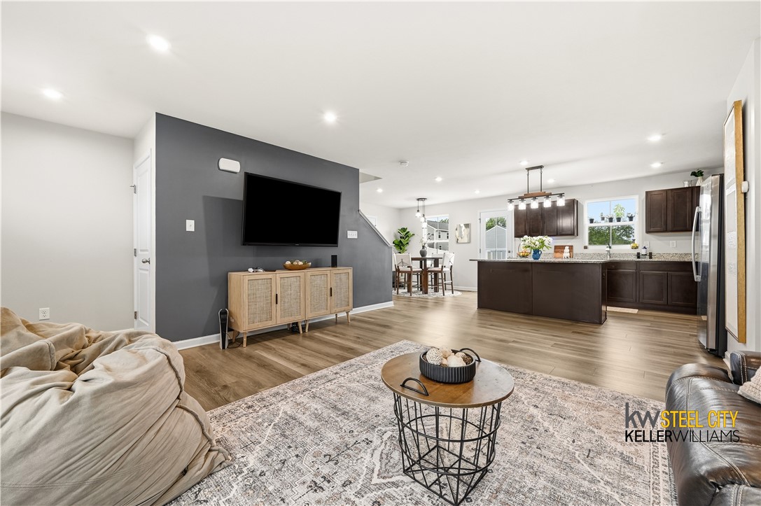 345 Arden Dr