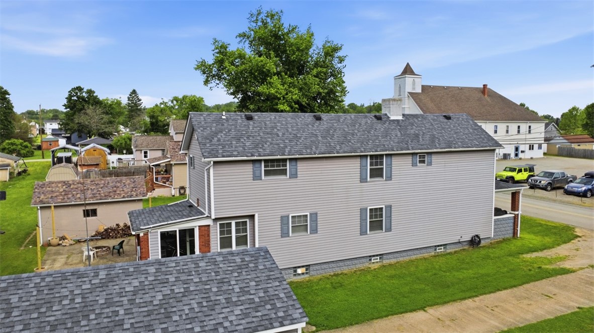 210 Perry Ave