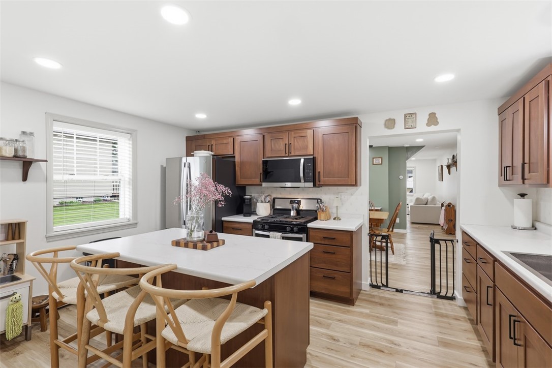 210 Perry Ave