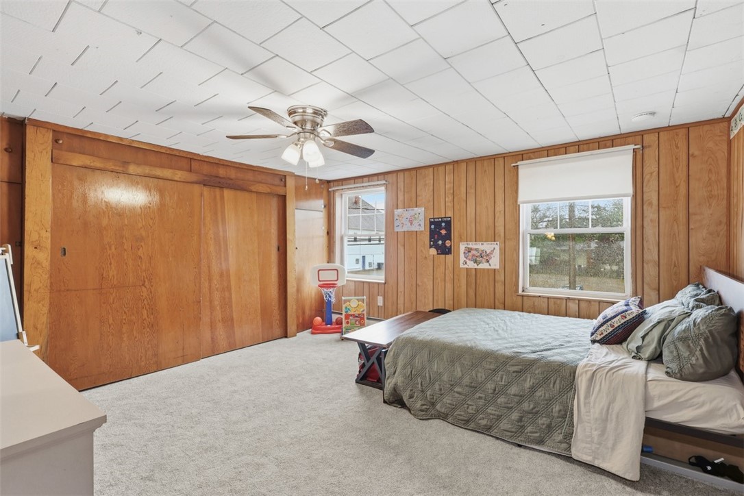 210 Perry Ave