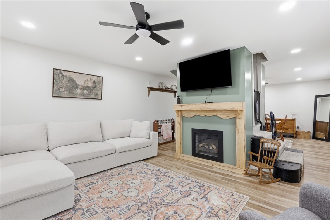 210 Perry Ave