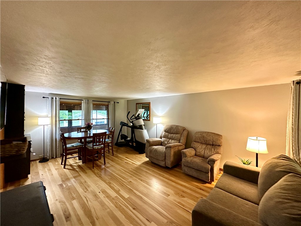 145 Fording Rd