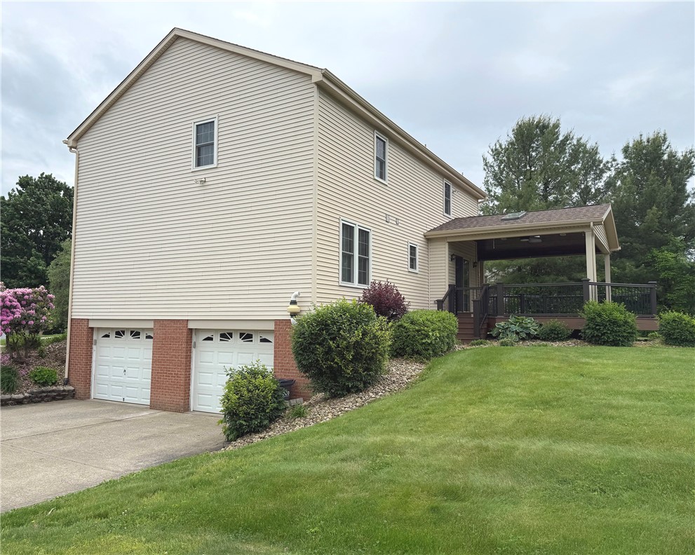 211 Warren Rd
