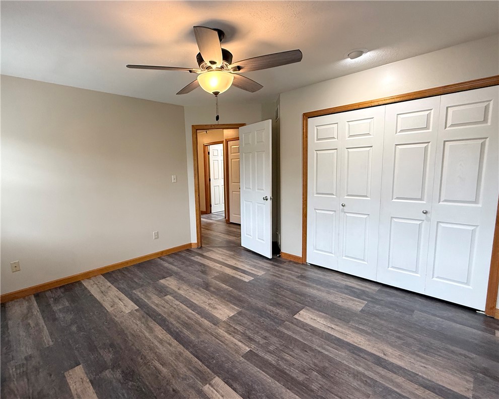211 Warren Rd