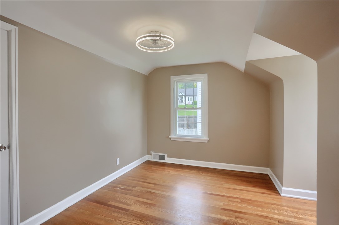 516 Pine Ave