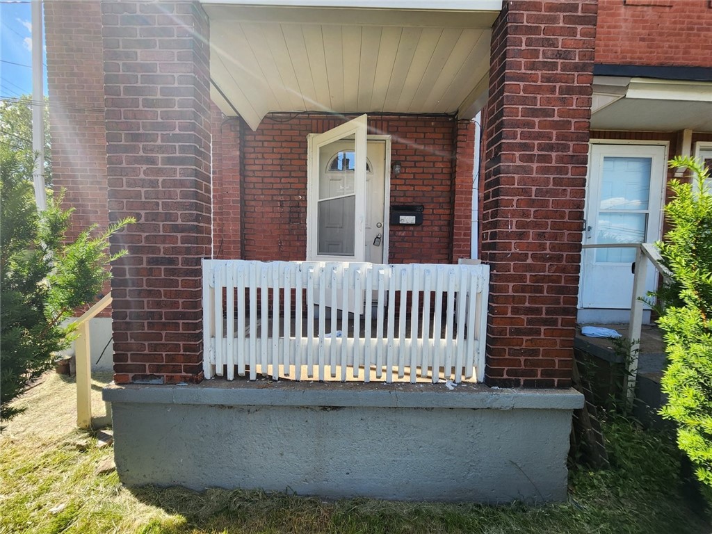 816-822 Crawford Ave