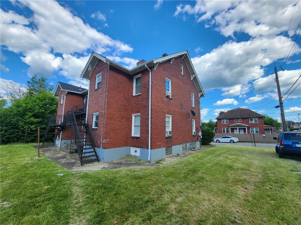 816-822 Crawford Ave