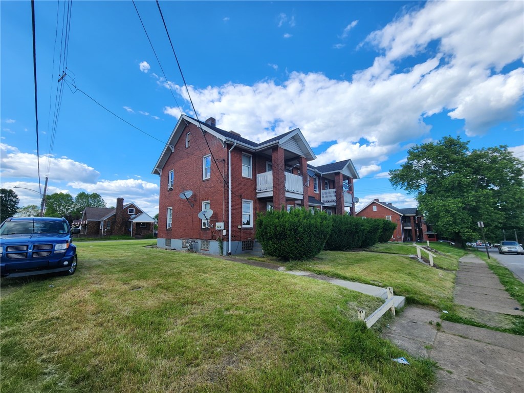 816-822 Crawford Ave