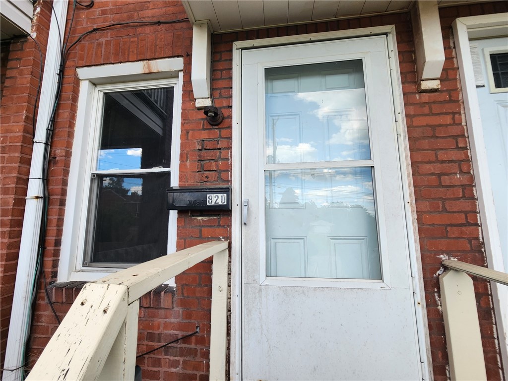 816-822 Crawford Ave